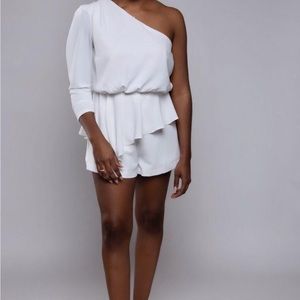 NEW Women’s One Shoulder Pleated Romper